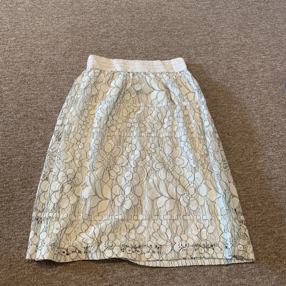 Lace summer skirt